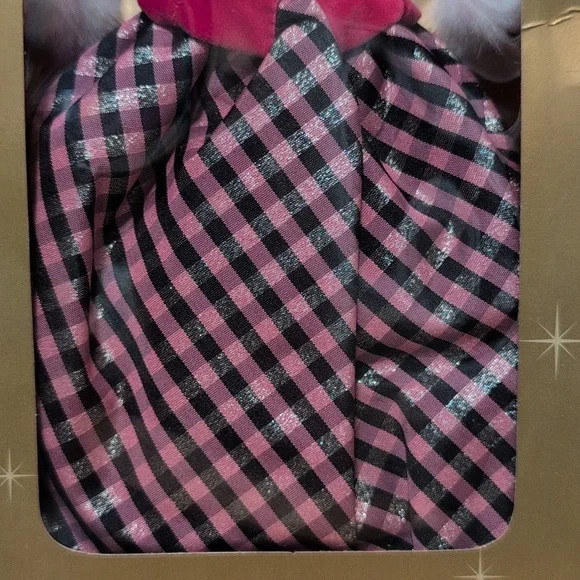 🆕 Avon Winter Rhapsody Barbie ✳️Special Edition✳️ Second In Series! In Box. - Picture 4 of 12